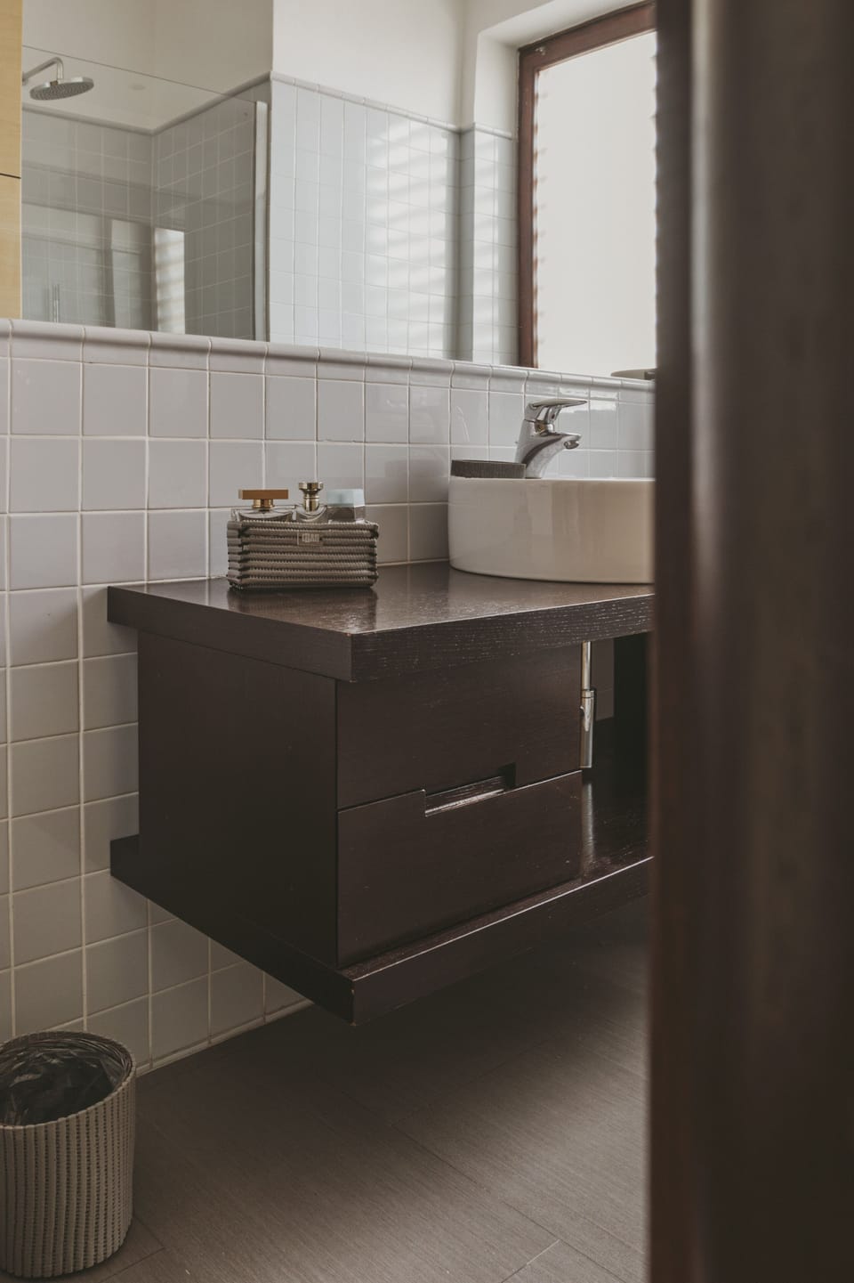 Classic Apartment, 2 Bedrooms, Non Smoking | Bathroom | Hair dryer, towels, toilet paper