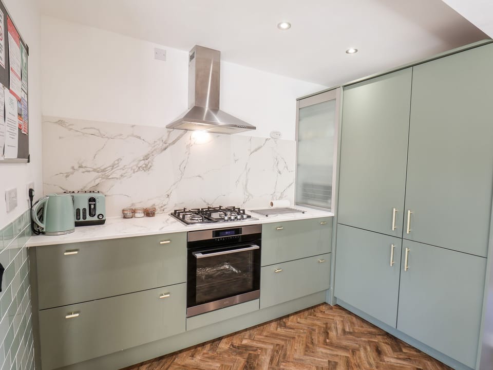 Fridge, dishwasher, electric kettle, toaster