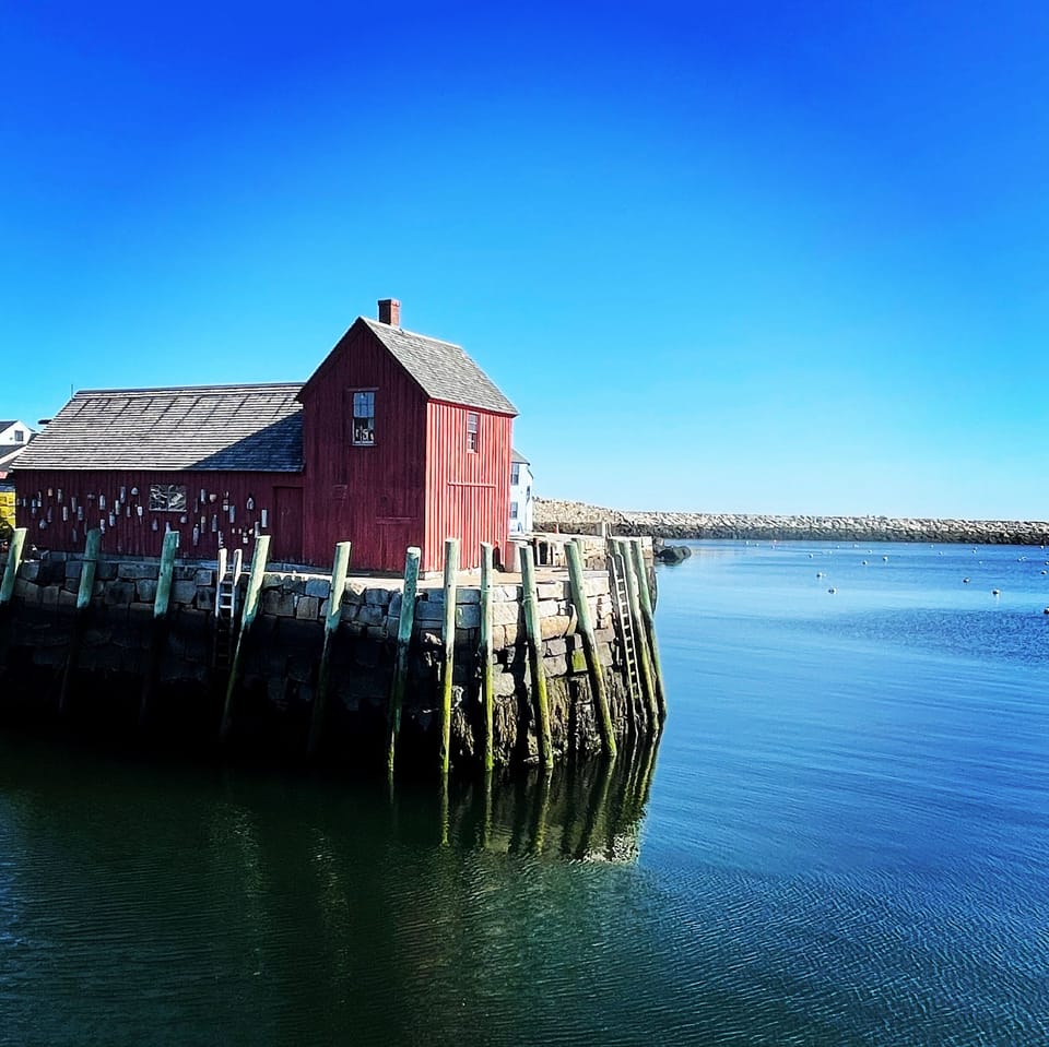 Walking distance to Motif #1.