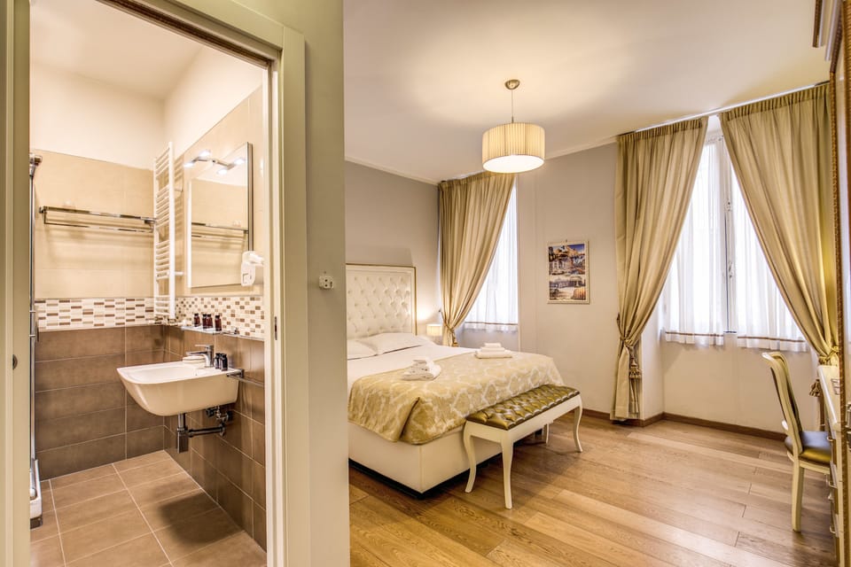 Superior Double or Twin Room | Minibar, in-room safe, desk, soundproofing