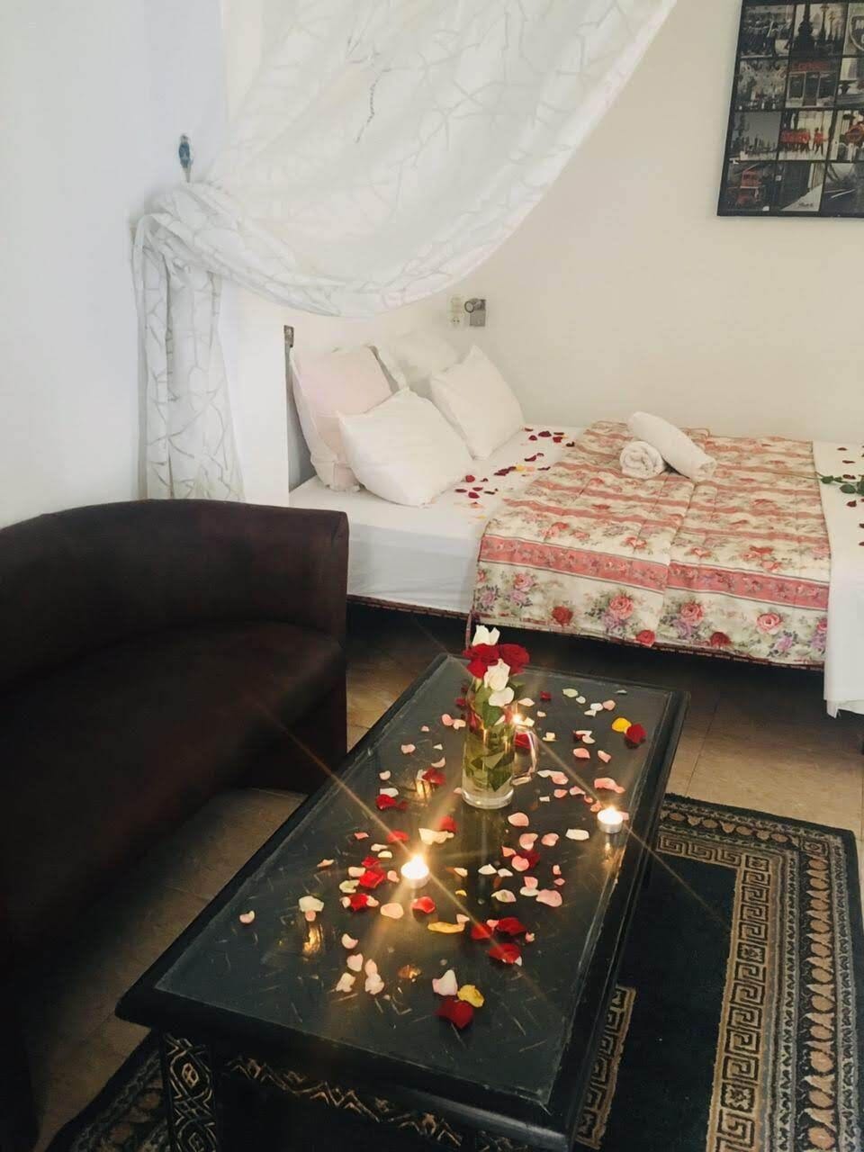 Deluxe Room | Living area