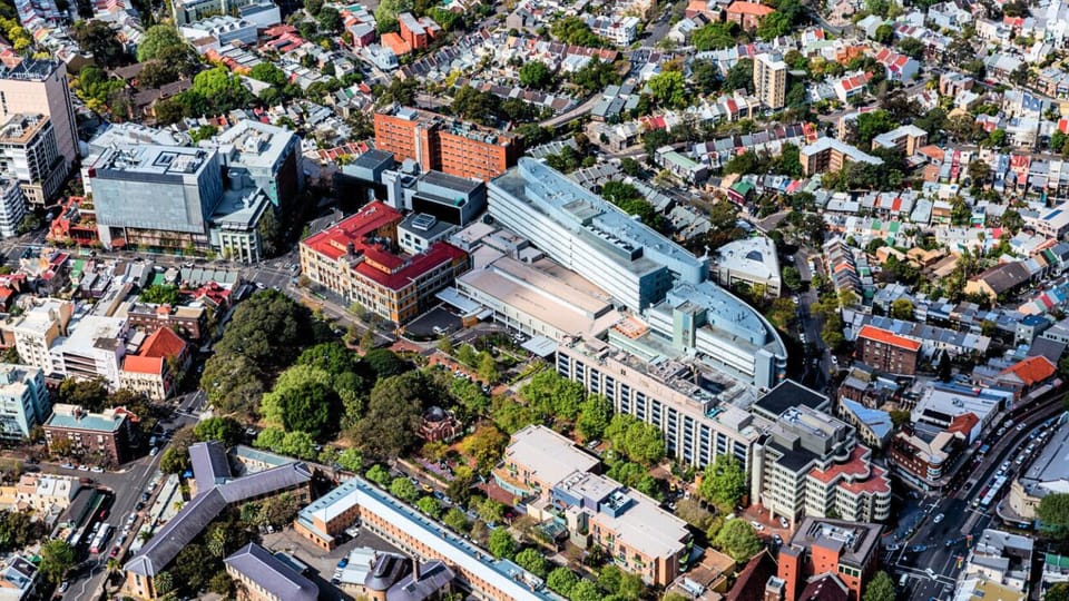 St Vincents Hospital is 5 minutes drive.