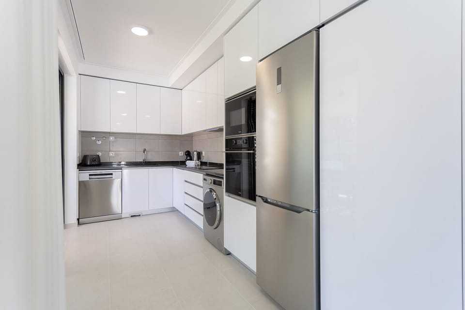 Luxury holiday home with private pool in Salir do Porto. Situated a short distance from the famous playas of the West of Portugal.