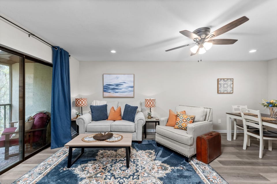 Comfortable sofa oversized chair 