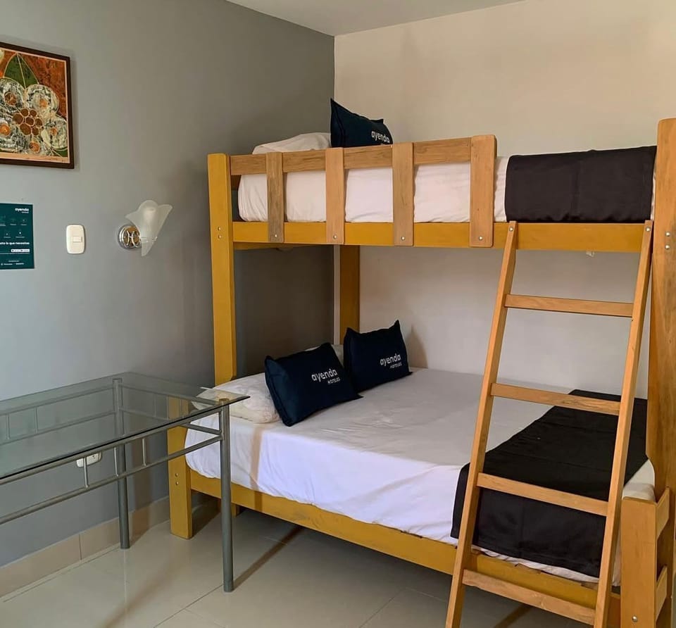Family Triple Room | Desk, WiFi (free)