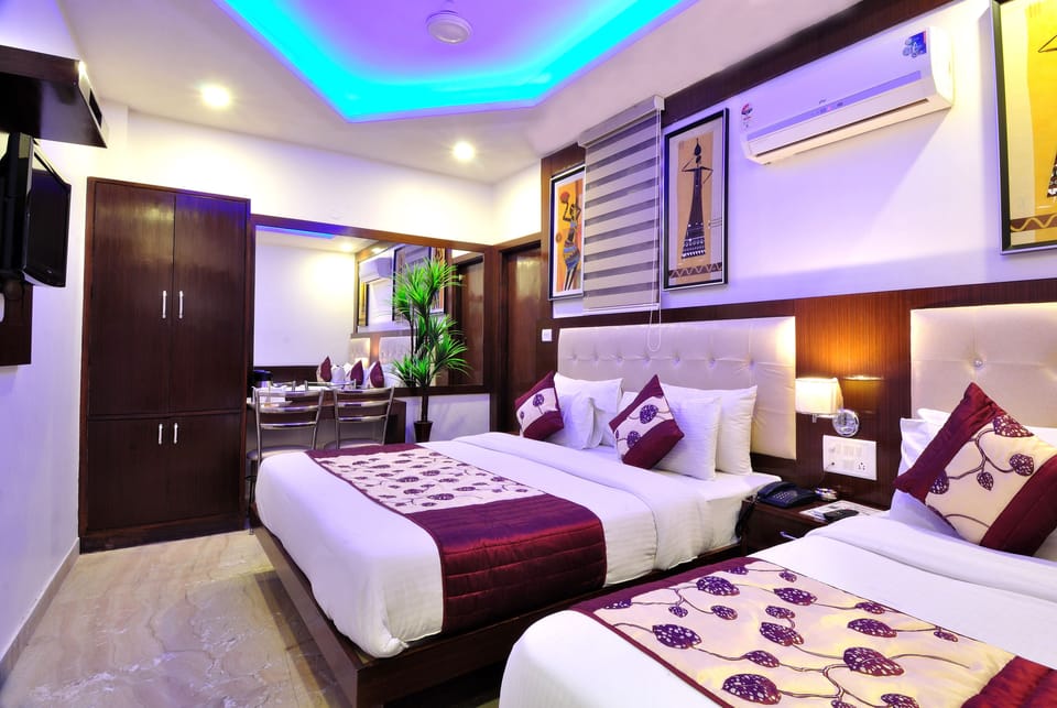 Deluxe Triple Room | Free WiFi, bed sheets