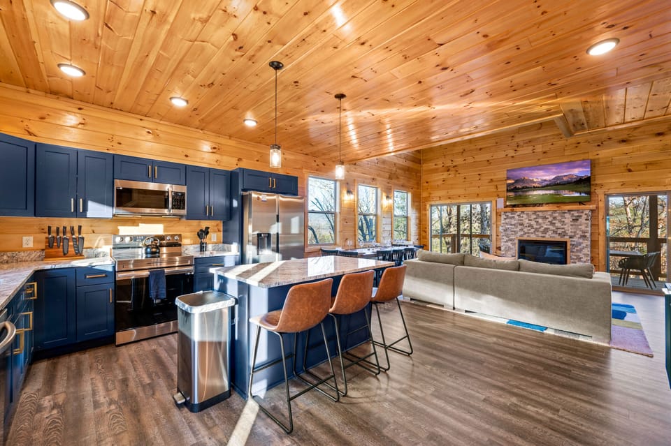 Huge kitchen with plenty of space for cooking! 