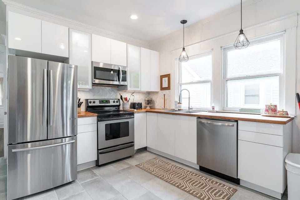 Spacious kitchen