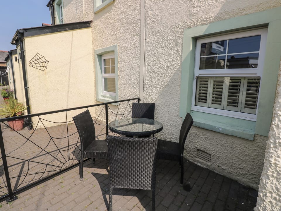 Cottage | Outdoor dining