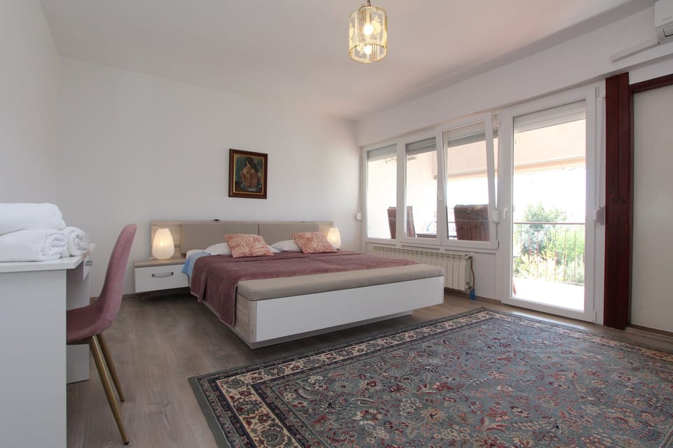 Double Room | Free WiFi