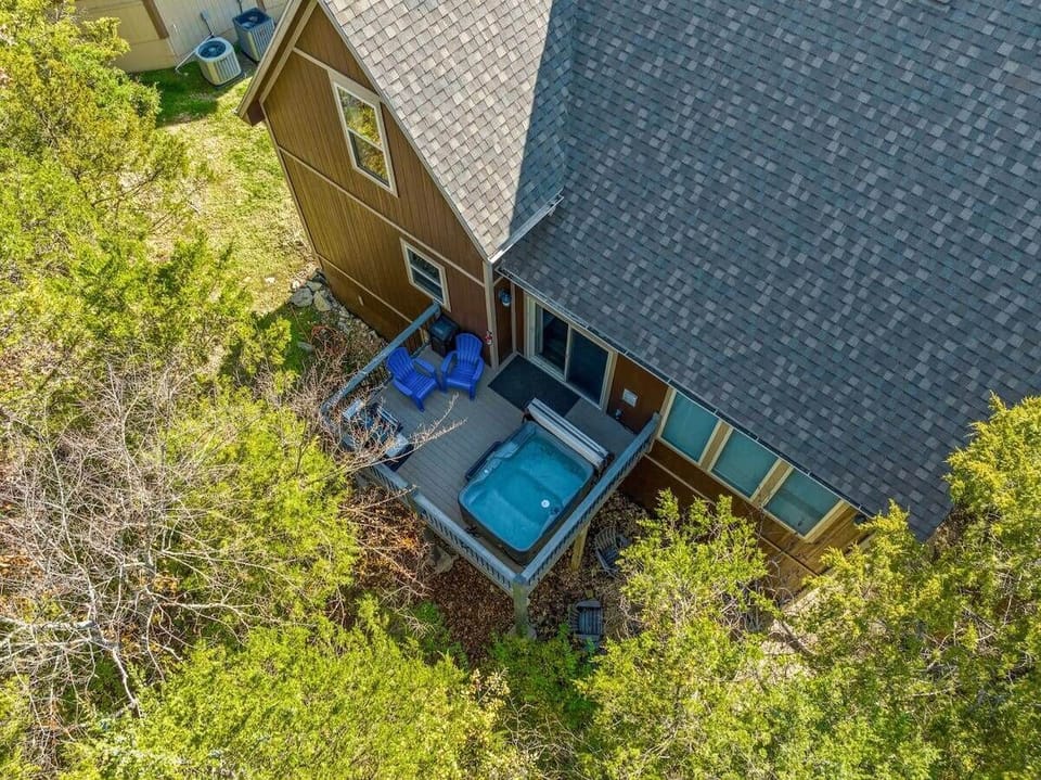 Lots of privacy in the back.