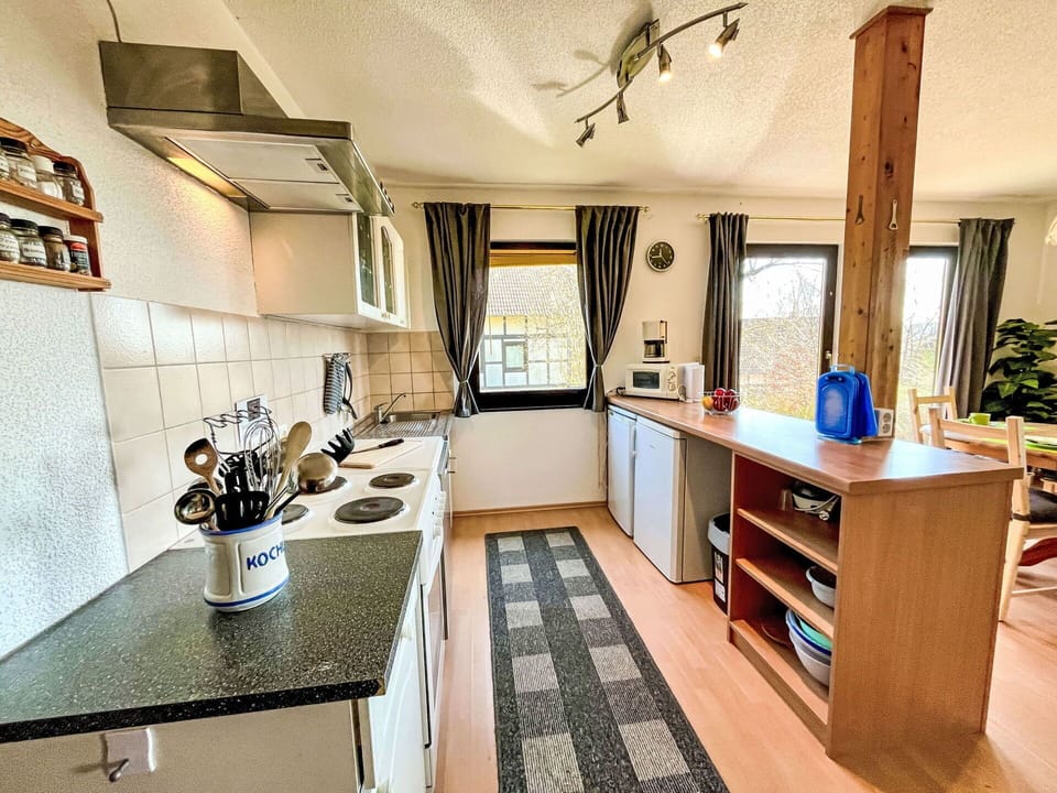 Home, Cottage, Wood Stain, Chair, Hardwood, Houseplant, Kitchen & Dining Room Table, Kitchen