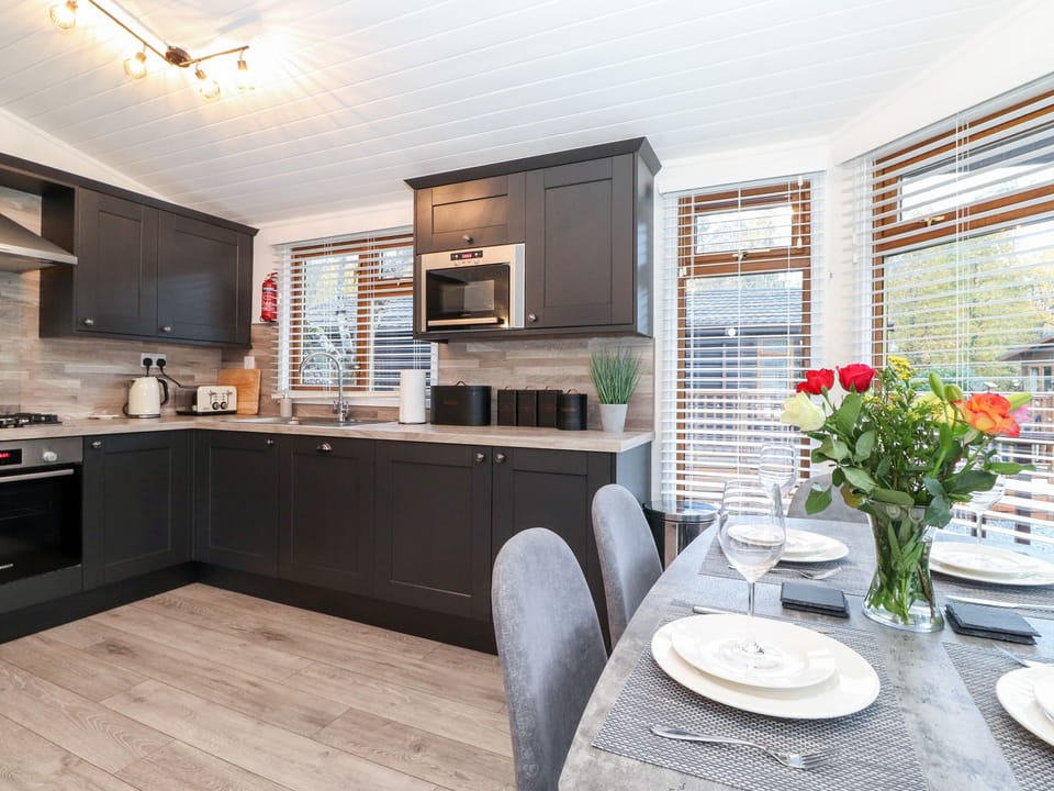 Fridge, dishwasher, electric kettle, toaster