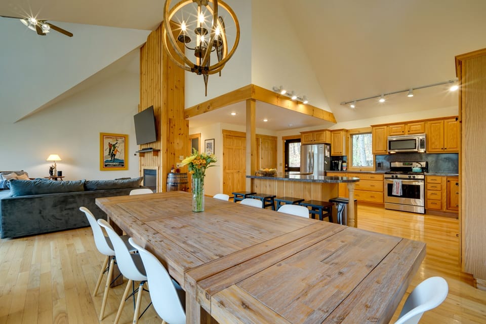 House (4 Bedrooms) | Interior