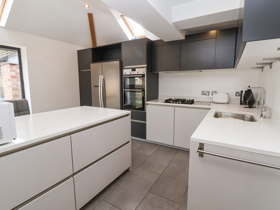 Fridge, dishwasher, electric kettle, toaster