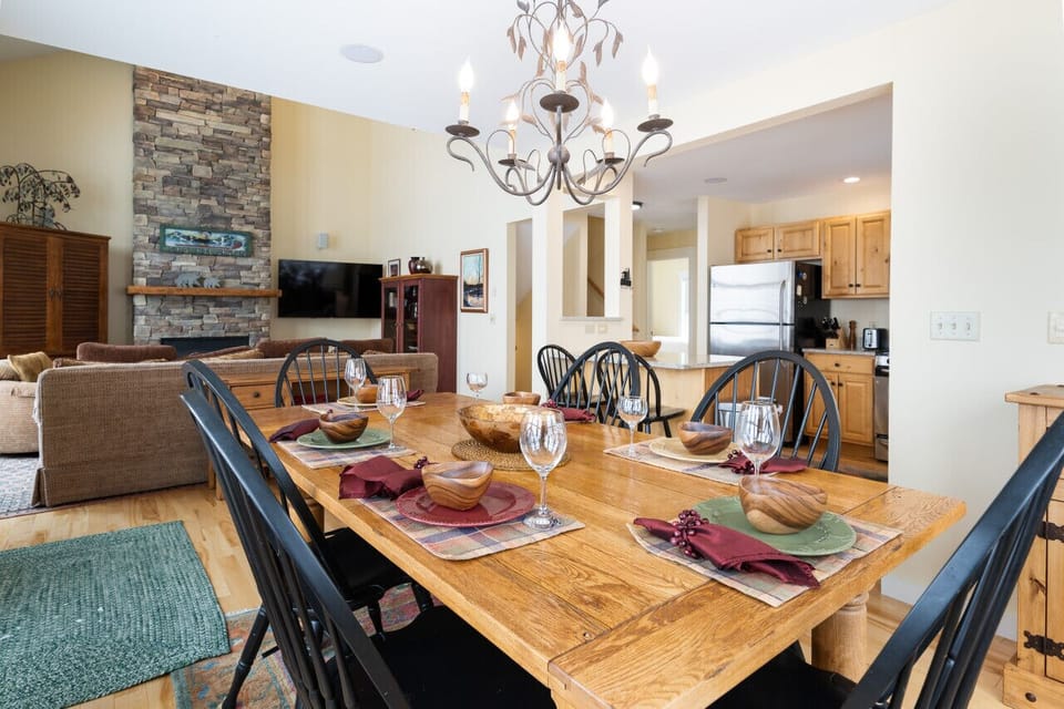 An open floor plan great for hosting and entertaining your group.