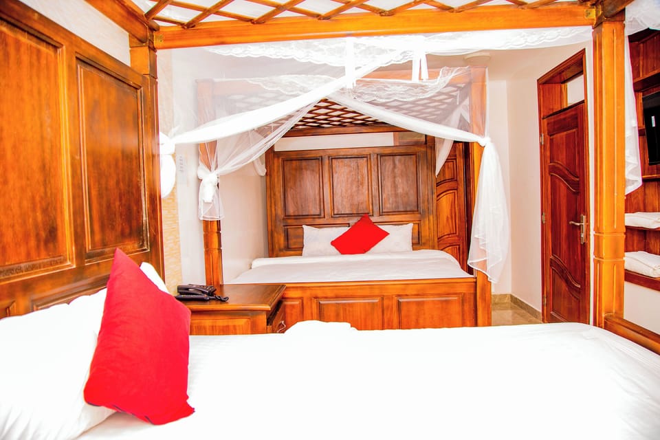 Twin Room | Desk, WiFi (free)
