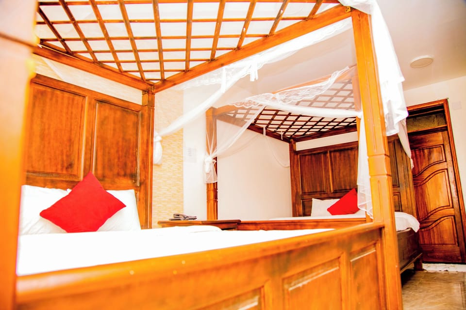 Twin Room | Desk, WiFi (free)