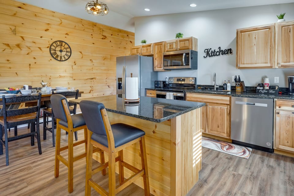 Kitchen | Keurig Coffee Maker | Toaster