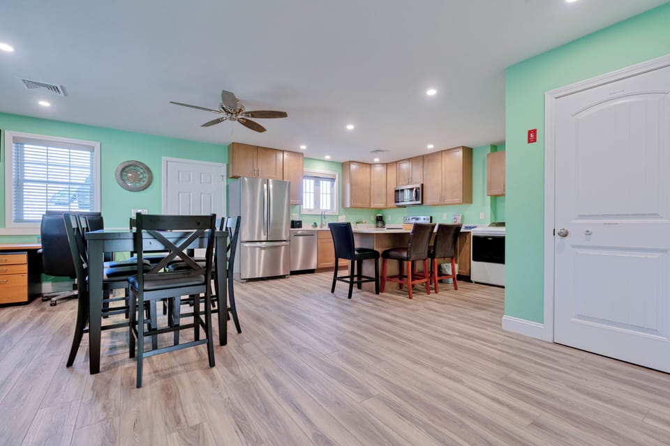 Unit A kitchen / dining room area 