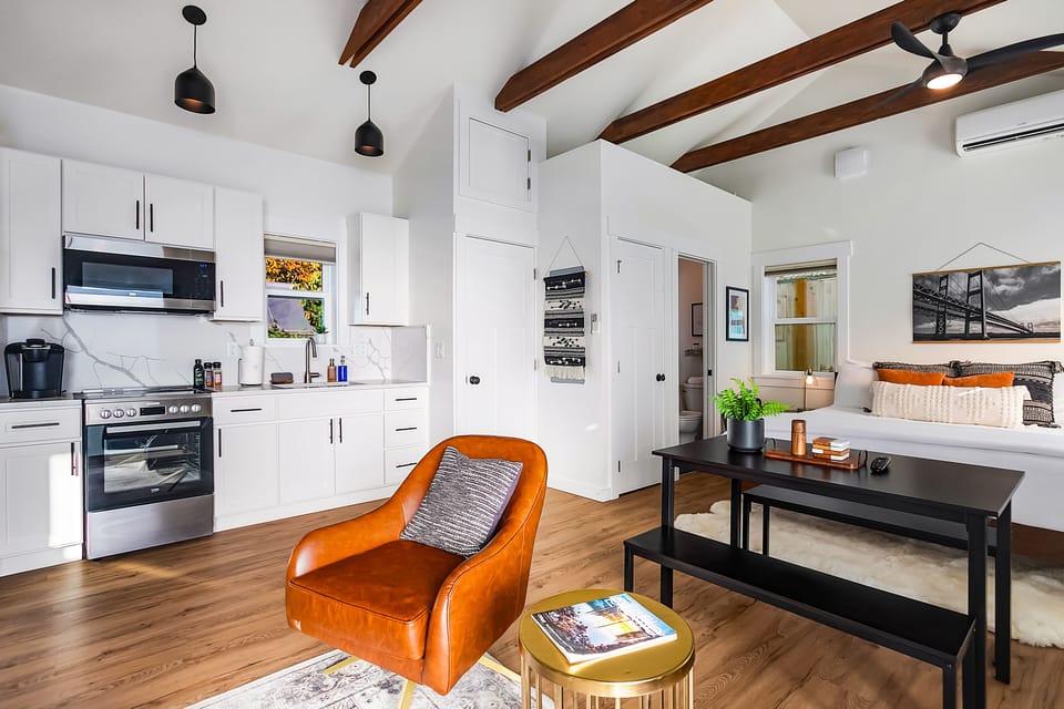 Classic Studio | Living area
