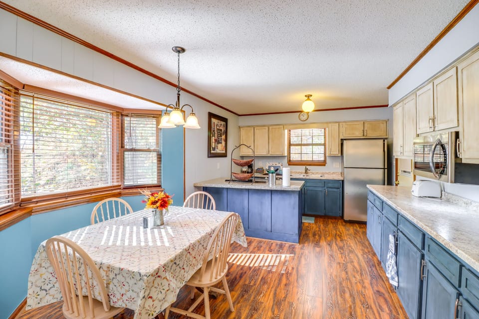 Kitchen | Dining Area | Cooking Basics