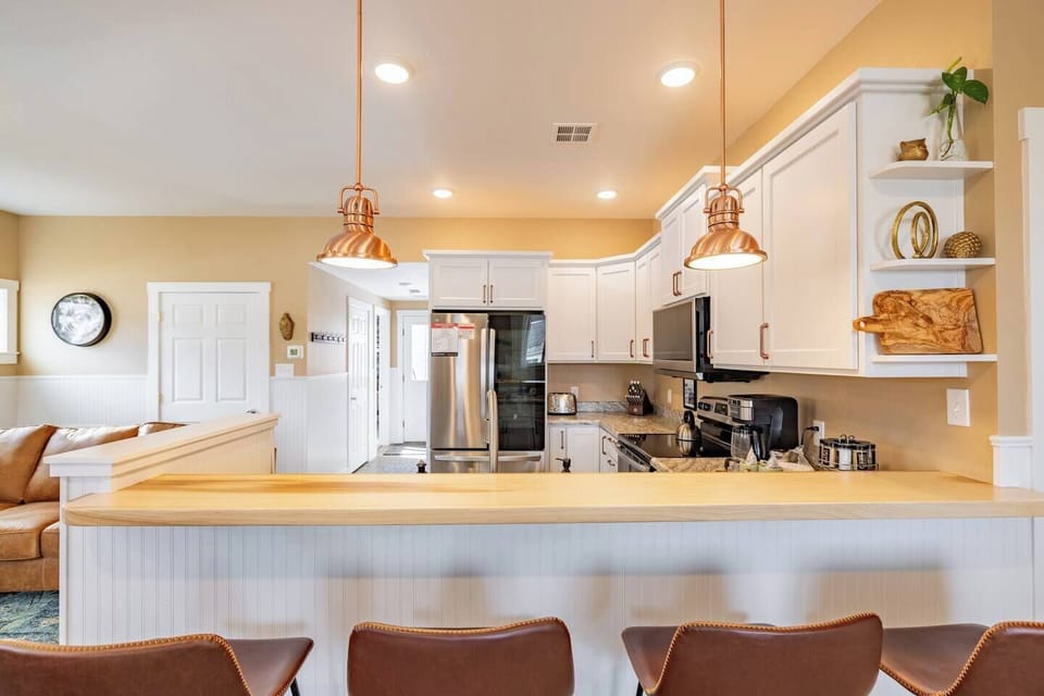 Counter seats 4