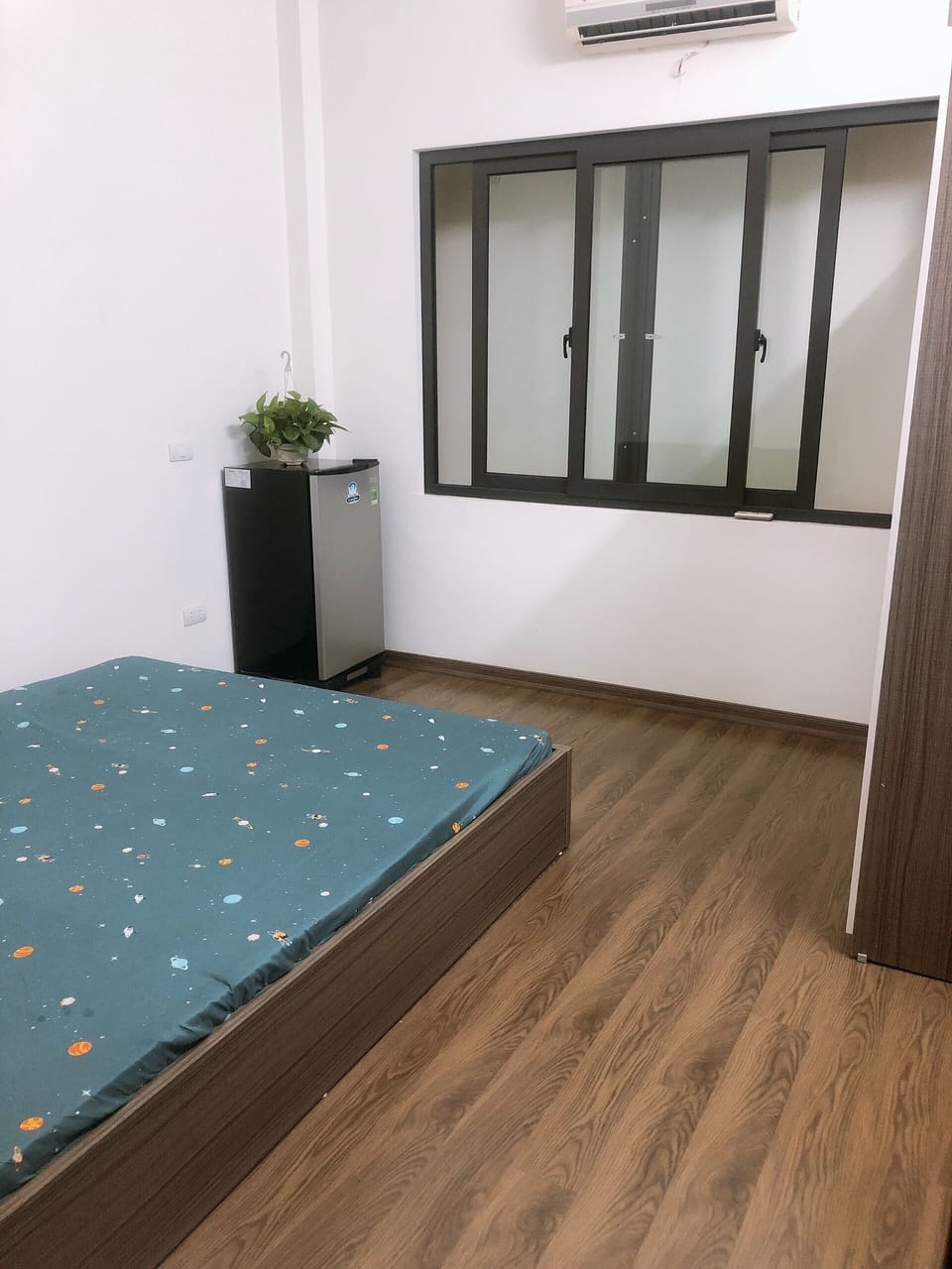 Basic Single Room | Free WiFi