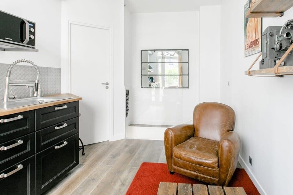 Living Room - Kitchen