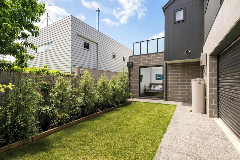 Fully fenced backyard ideal for families and holidaymakers.