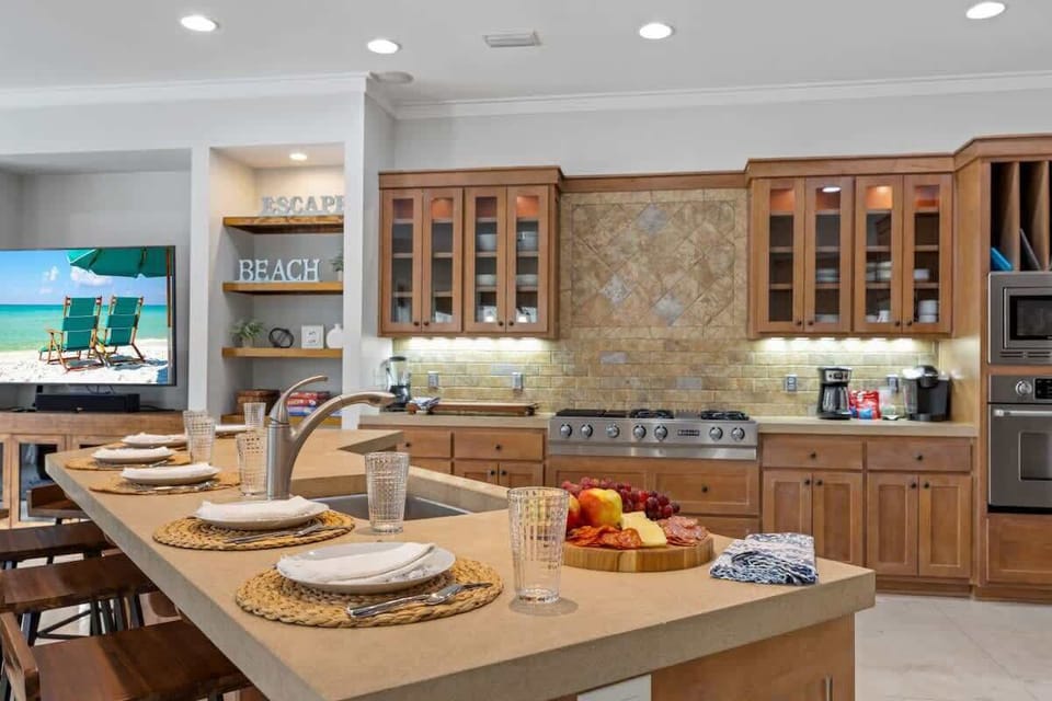 Kitchen area (first floor)