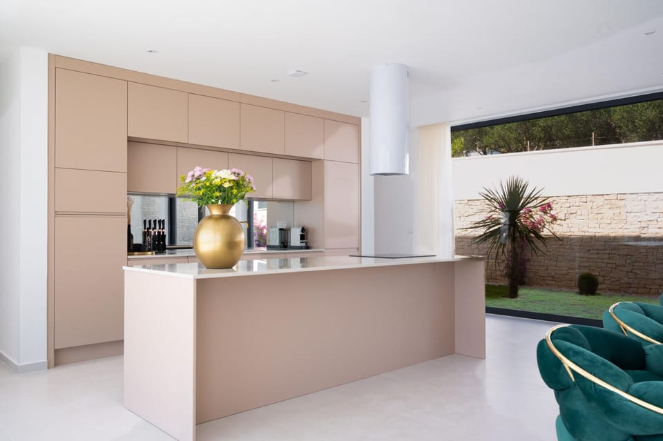 House | 4 bedrooms, soundproofing
