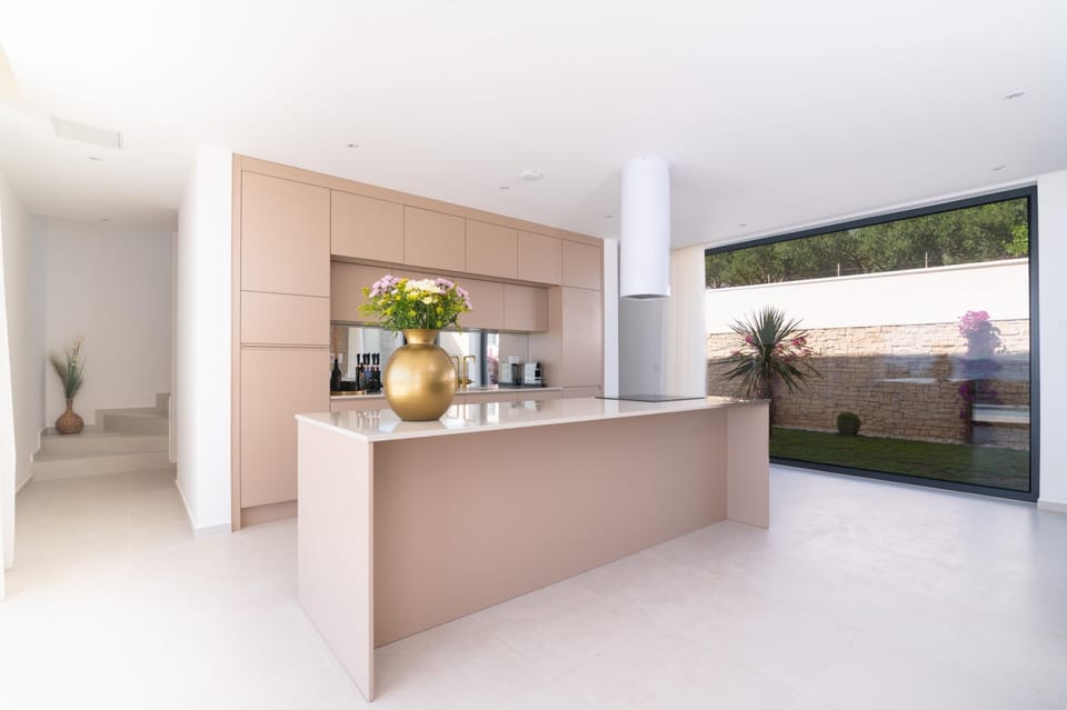 House | 4 bedrooms, soundproofing