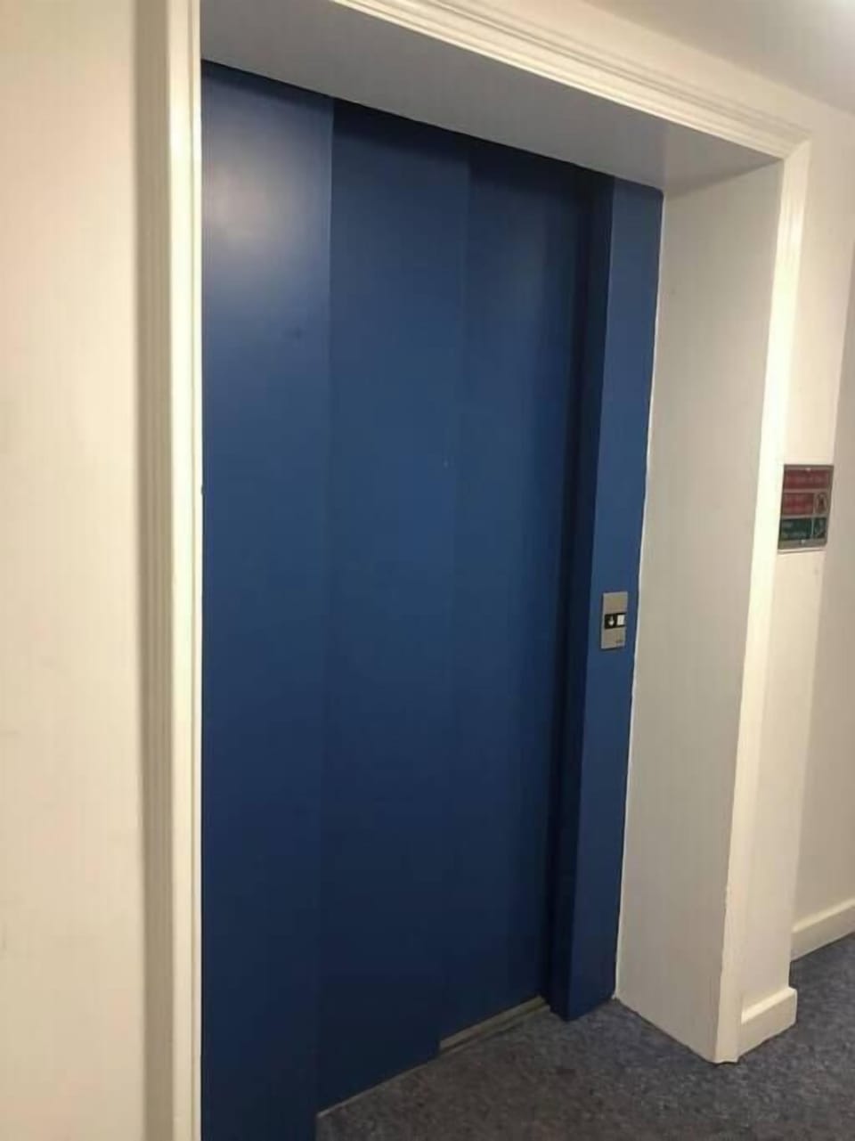 Lift is in the corridor on the same level as the flat. There are two doors between the lift and the flat. Please be aware that the lift is small and there are steps up to the front door of the building.