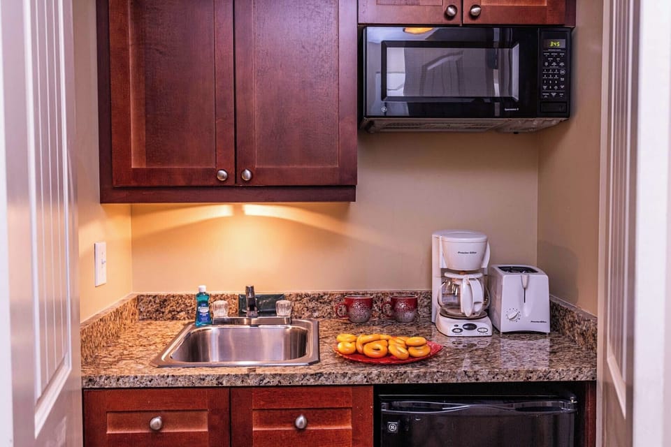 Kitchenette