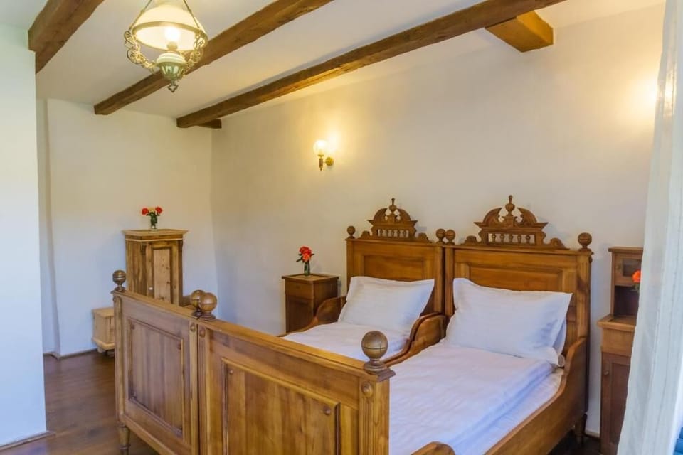 Traditional Twin Room | Free WiFi