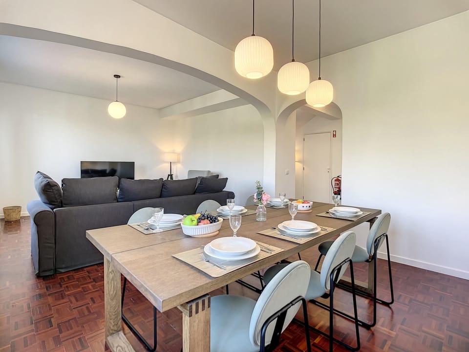 House, Smoking | 3 bedrooms, desk