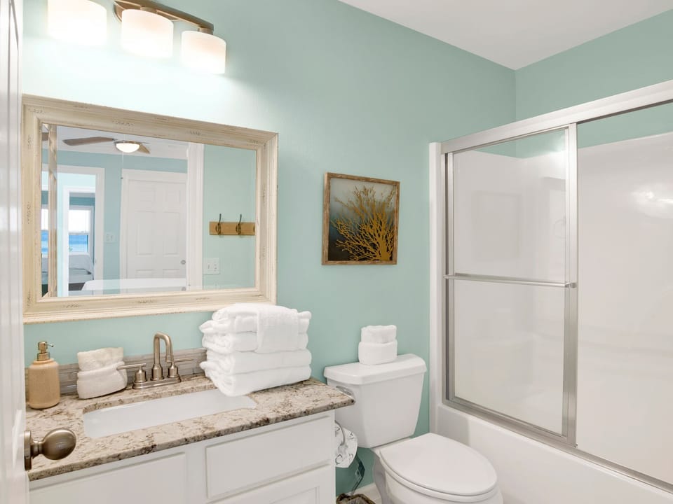 San Deluna #6 by Southern Vacation Rentals Apartment in Pensacola Beach