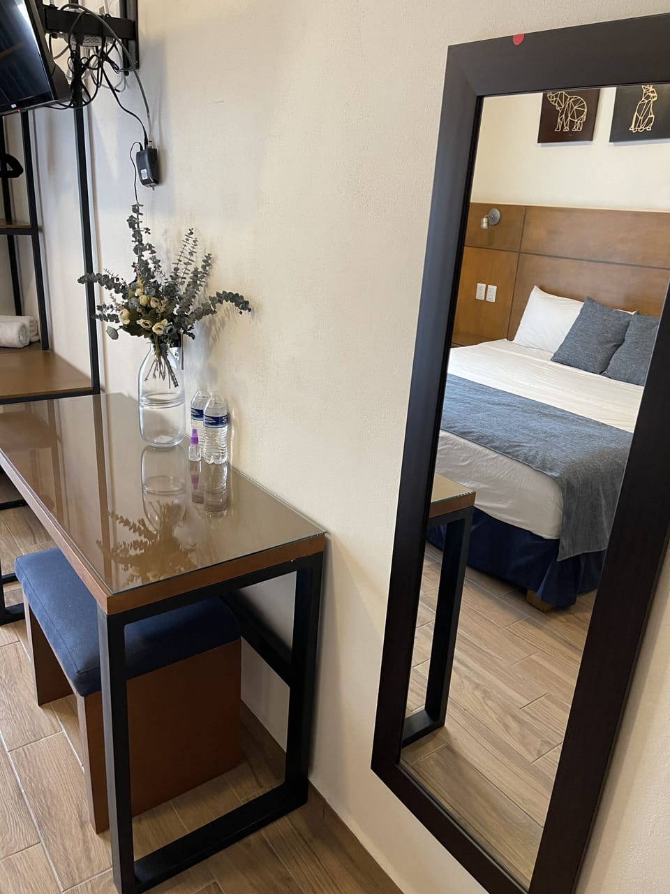 Deluxe 1 Cama king | Iron/ironing board (on request), WiFi (free), bed sheets