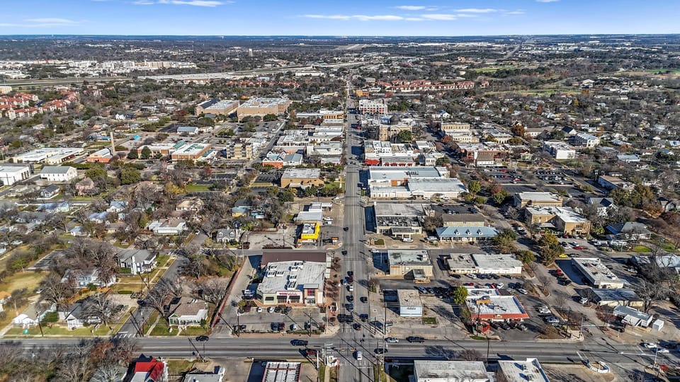Live music, local flavor, and laid-back Texas vibes