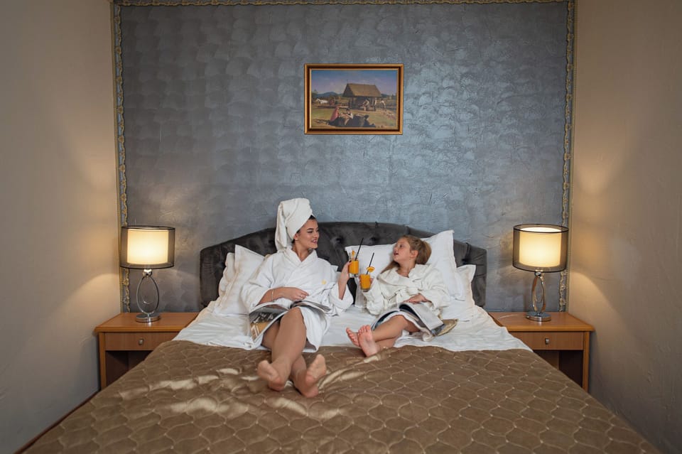 Double Room | Minibar, in-room safe, soundproofing, free WiFi