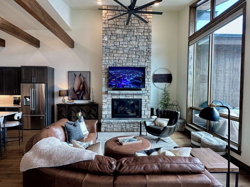 Great Room with smart gas fireplace, 65" LG OLED TV, Sonos Surround Sound
