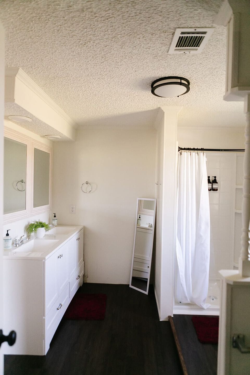 Master bathroom.
