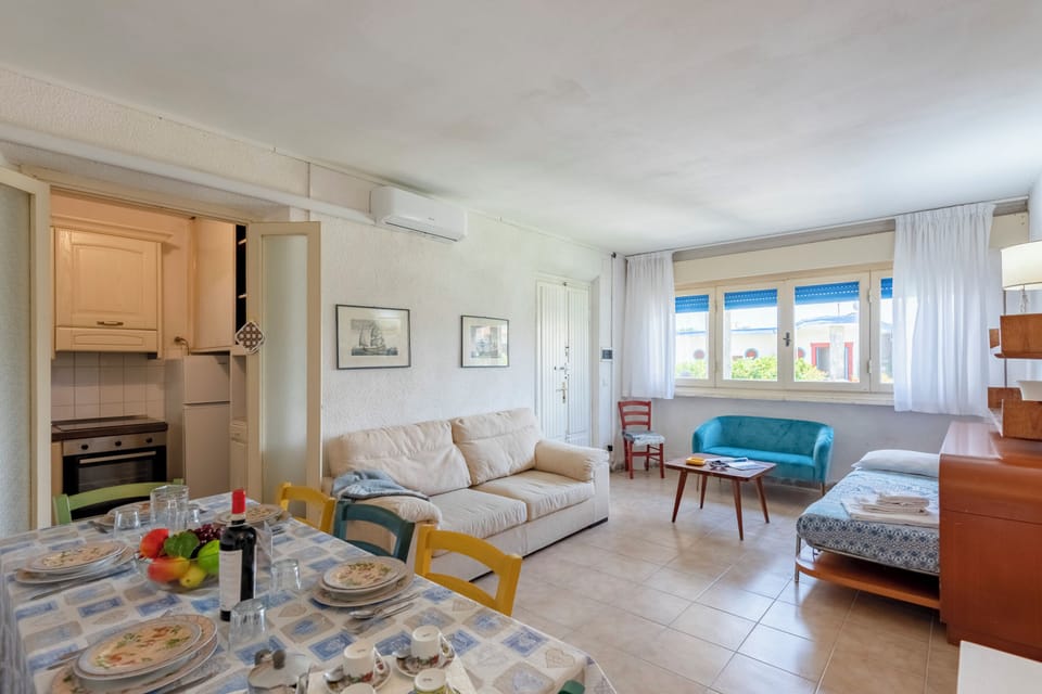 Living and dining room
