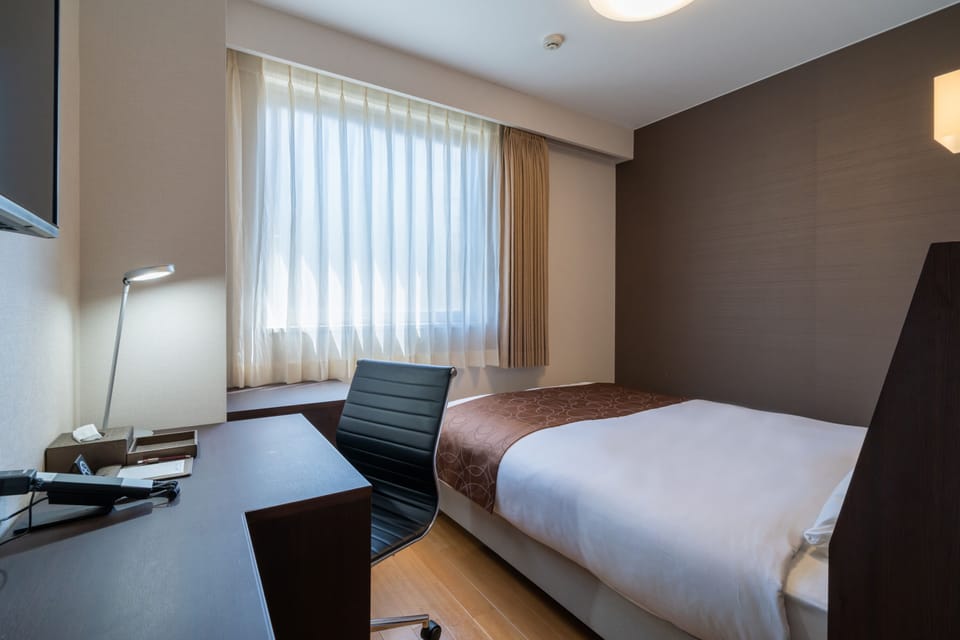 Economy Single Room | Soundproofing, WiFi (free)