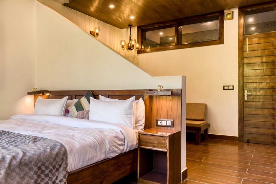Deluxe Room | Soundproofing