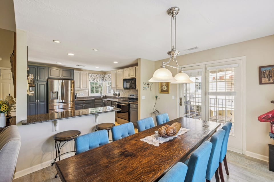 Dining table featuring 8 chiars