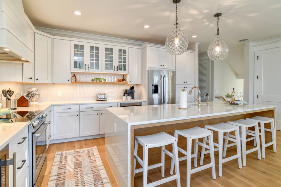This updated kitchen provides plenty of space to cook your favorite meals!