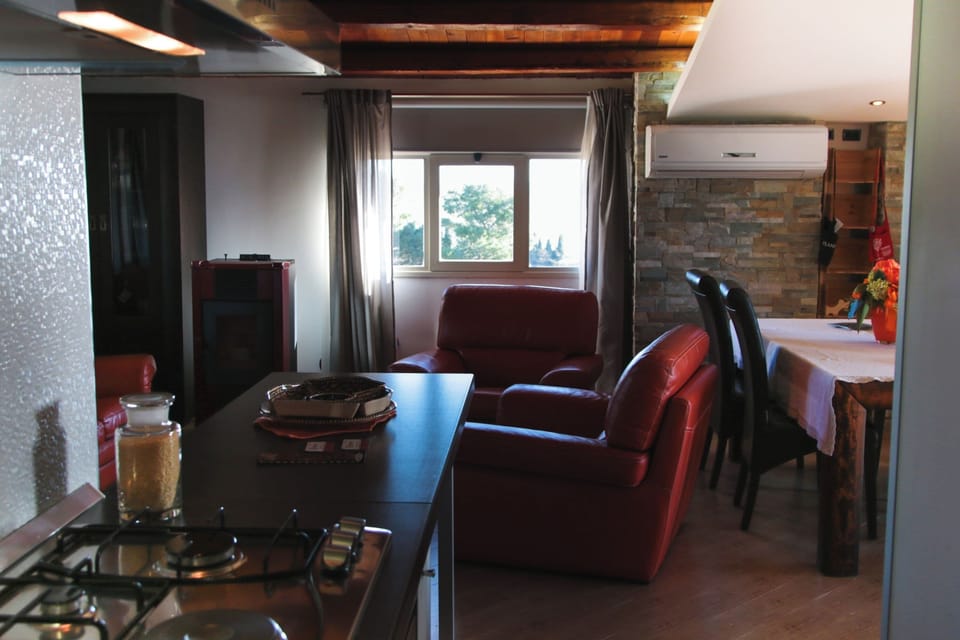 House, 1 Bedroom, Smoking, Terrace | Interior