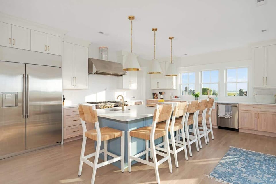 Large island for food prep and gathering